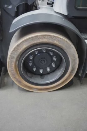 STILL 四轮前装载机