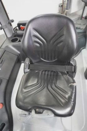 STILL 四轮前装载机