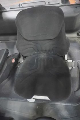 林德四轮前叉车