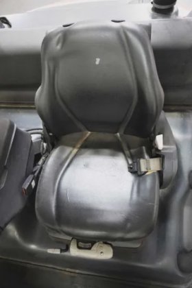 林德四轮前叉车