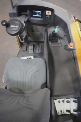 永恒力前移式叉车