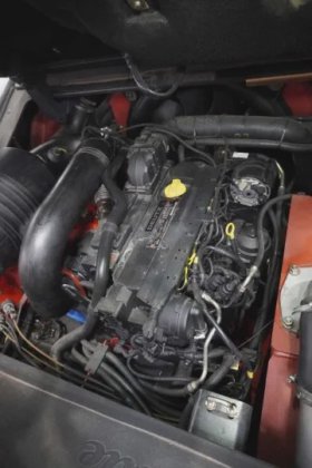 林德四轮前叉车