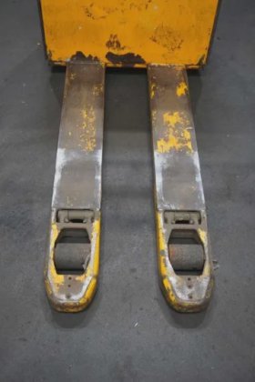 永恒力低升降卡车耕耘机