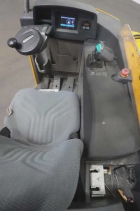 永恒力前移式叉车