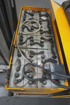 永恒力前移式叉车