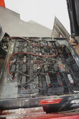 林德四轮前叉车