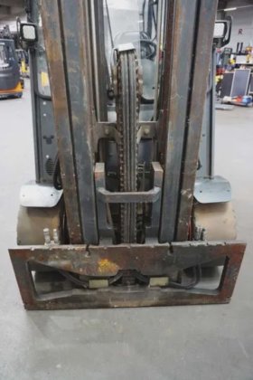 林德四轮前叉车