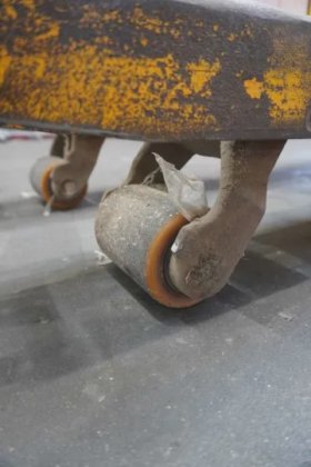 永恒力低升降卡车耕耘机