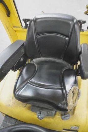 海斯特四轮前装载机