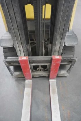 海斯特四轮前装载机