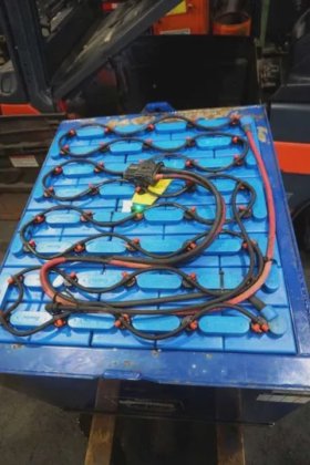 林德四轮前叉车