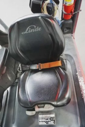 林德四轮前叉车