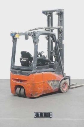 林德三轮前叉车