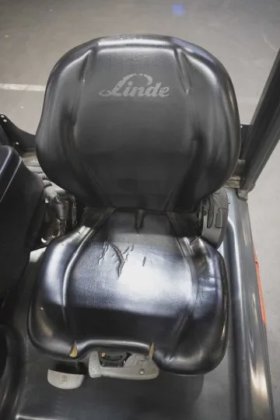 林德三轮前叉车