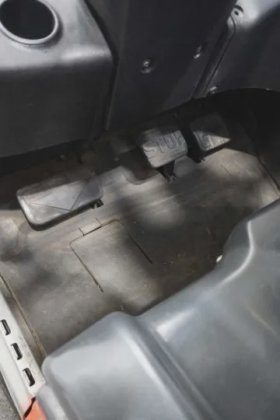 林德三轮前叉车