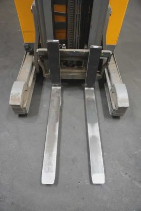 永恒力前移式叉车