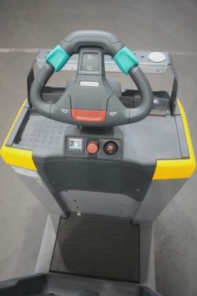 永恒力低位拣选机