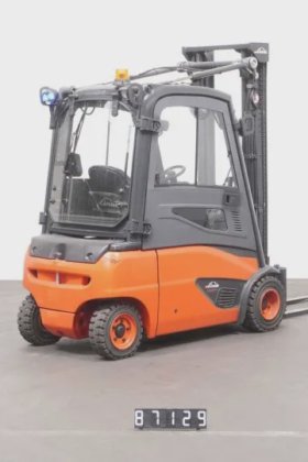 林德四轮前叉车