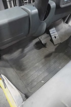 永恒力四轮前叉车