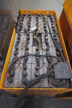 永恒力前移式叉车