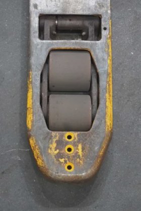 永恒力低升降卡车耕耘机