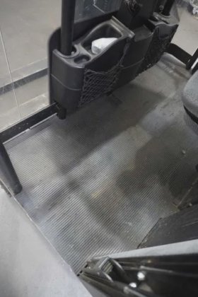 丰田高架窄通道堆垛机