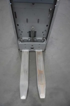 永恒力低位拣选机