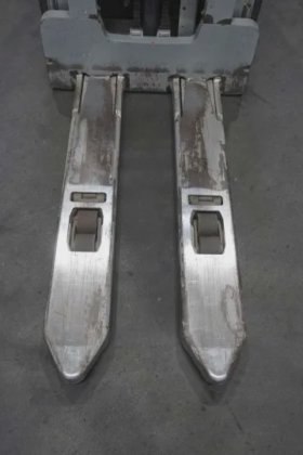 STILL 高举升卡车驾驶平台