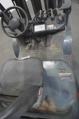 丰田四轮前装载机