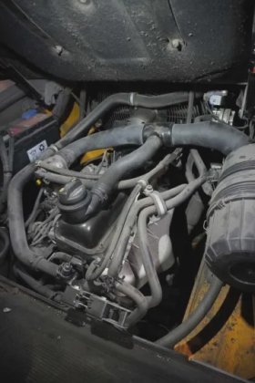 永恒力四轮前叉车