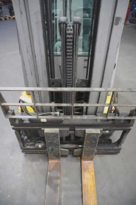 永恒力四轮前叉车