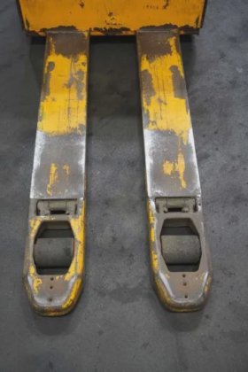 永恒力低升降卡车耕耘机