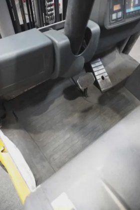 永恒力四轮前叉车