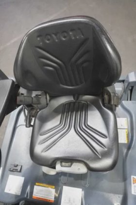 丰田三轮前装载机