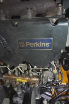 永恒力四轮前叉车