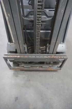 林德四轮前叉车