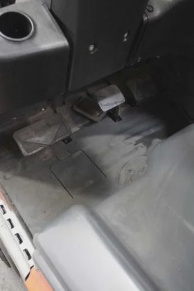 林德四轮前叉车