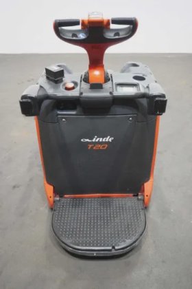 林德低叉车驾驶室