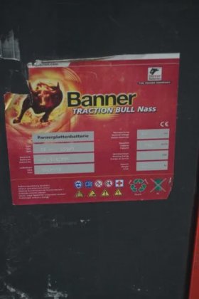 林德低叉车驾驶室