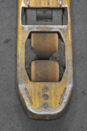 永恒力低叉车驾驶室