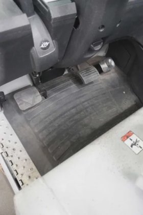 STILL 三轮前装载机