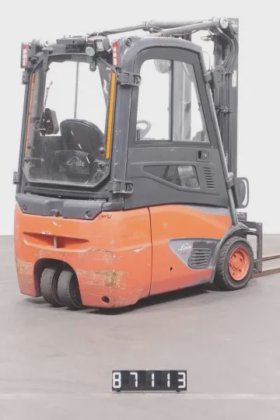 林德三轮前叉车