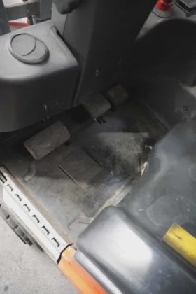 林德三轮前叉车