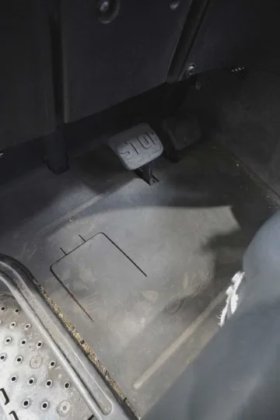 林德三轮前叉车