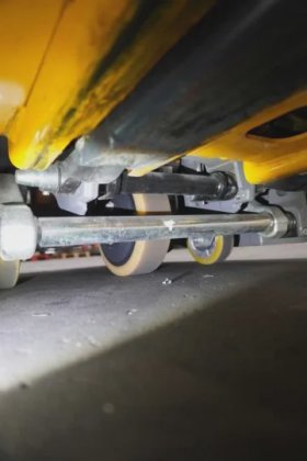 永恒力低叉车驾驶室