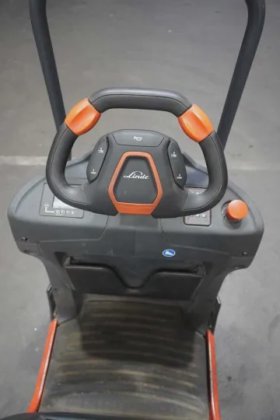 林德低位拣选机