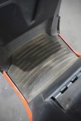 林德低位拣选机