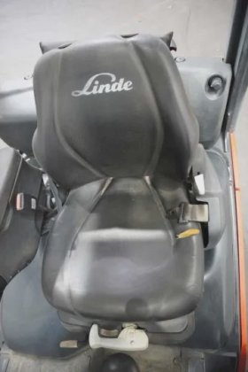 林德四轮前叉车