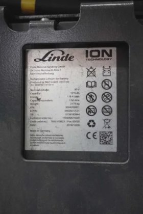 林德四轮前叉车