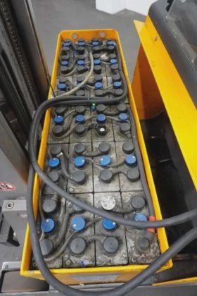 永恒力前移式叉车